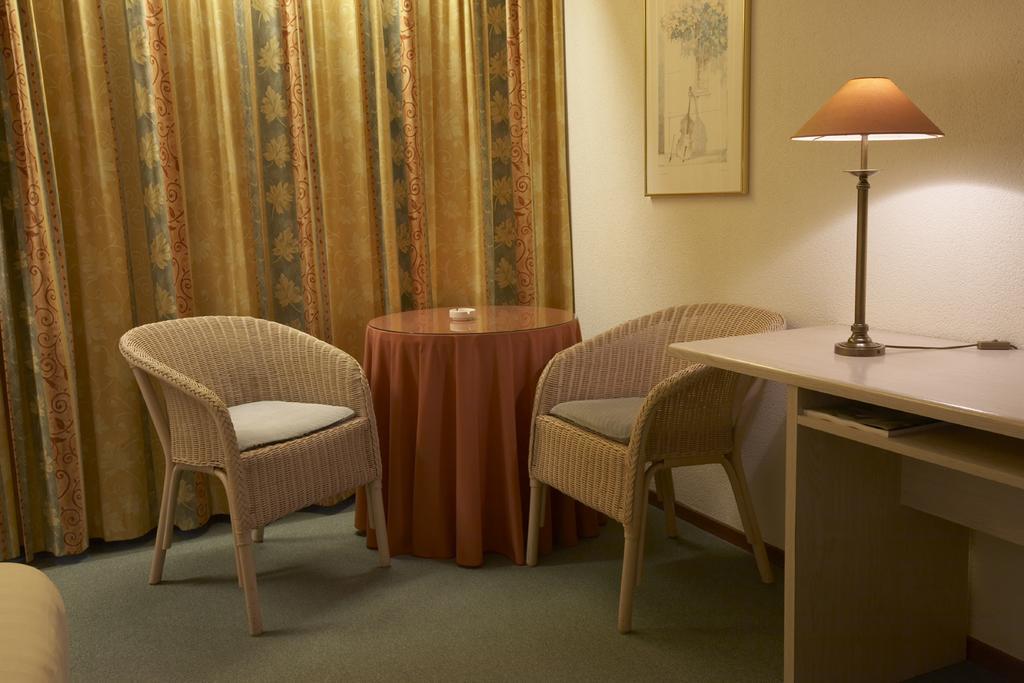 Hotel Heer Hugo Херхюговард Номер фото